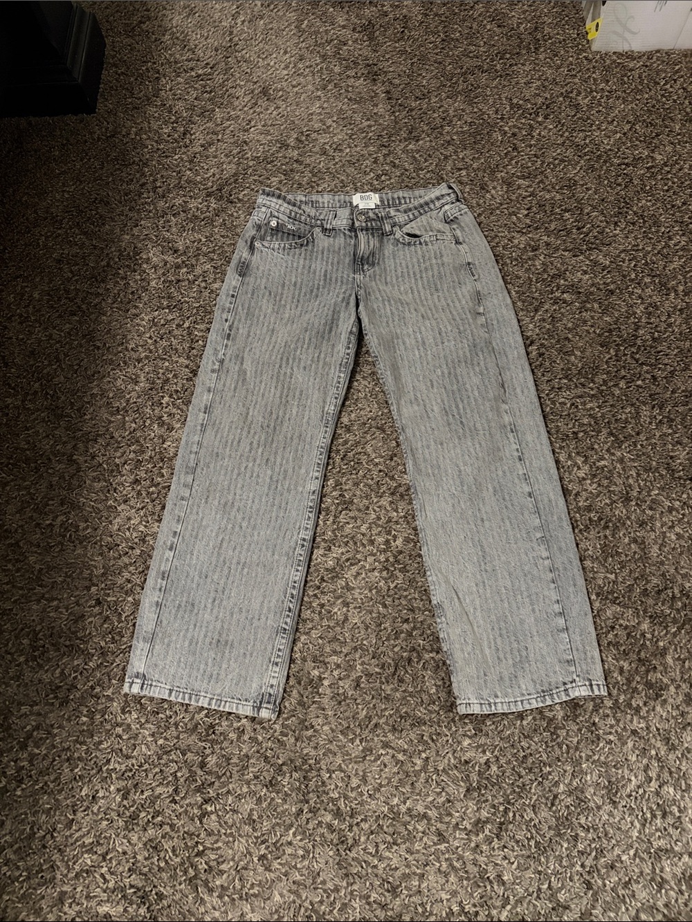 Women's Light Gray Straight-Leg Jeans